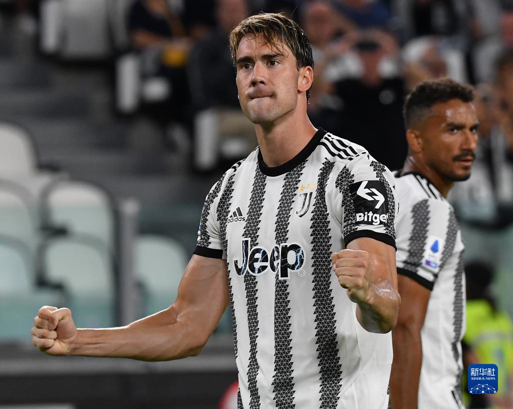 放假也得折腾！申花赤道之王阿苏埃