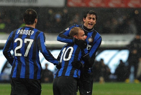 TA：吕迪格手术前每天吃止痛药，缺乏季前备战使其伤势加重