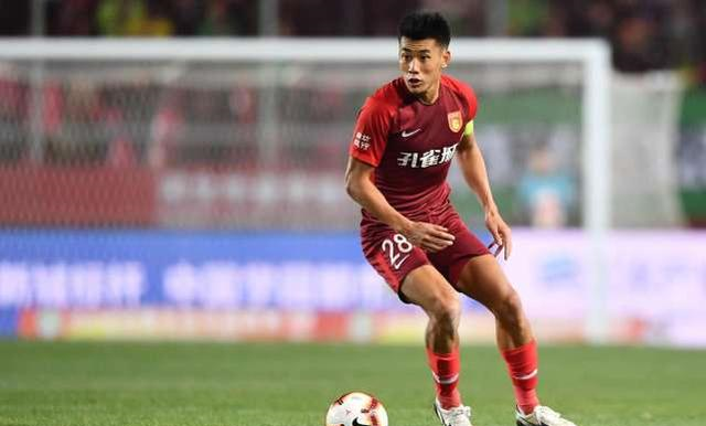 BLG击败TES夺冠，K皇阿卡丽瞬秒双C，阿水的心碎了