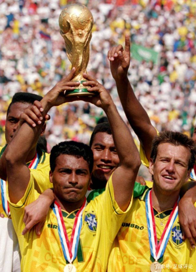 西甲：塞维利亚3-2逆转瓦伦西亚