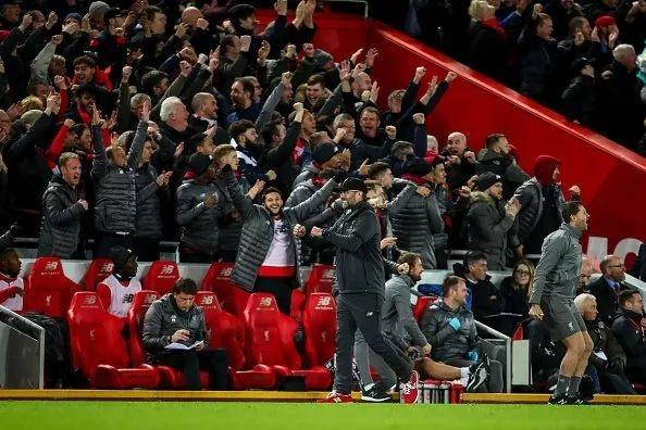 EA 宣布明年1月20日将关停手游《模拟人生：移动版》