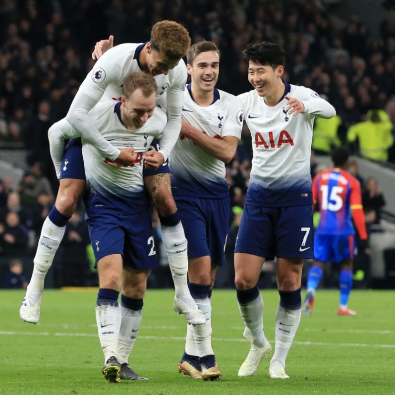 [NBA]锁定五佳球！伦纳德强杀内线飞身隔扣