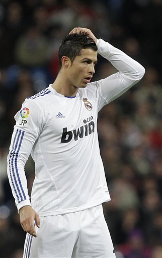 5场不胜！12亿豪阵也没用，英超豪门排名不断下滑，被曼联超越